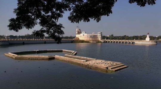 Lakhota Lake