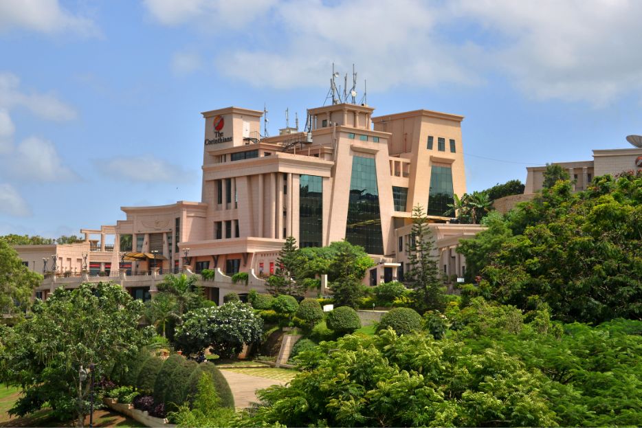 best resorts in Pune to stay