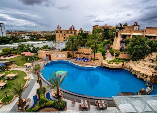 Guide for Booking Best Resorts in Pune for family